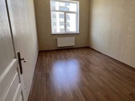 4 otaq · 114 m²
