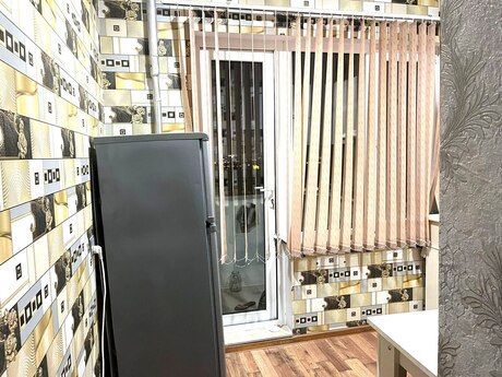 1 otaq · 48 m² · 7/9 mərtəbə, Xalqlar Dostluğu