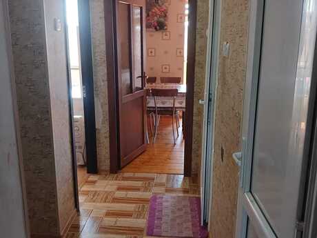 Сдаётся 4-комнатная квартира в старом фонде, Bakıxanov, 85 м², 650 AZN/мес, фото 2 / 11