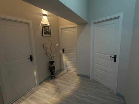 Həzi Aslanovda 3 otaqlı yeni tikili mənzil satılır, 115 m², 269 500 AZN, şəkil 2 / 12
