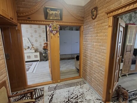 Əhmədlidə 3 otaqlı köhnə tikili mənzil satılır, 80 m², 175 000 AZN, şəkil 4 / 12