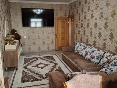 Əhmədlidə 3 otaqlı köhnə tikili mənzil satılır, 80 m², 175 000 AZN, şəkil 2 / 12