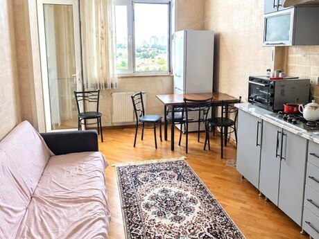 Elan №6544942 - Bakı, Nəsimi r., 2 otaqlı, 90 m², 9/18 mərtəbə
