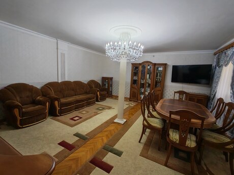 5 otaq · 120 m² · 2/5 mərtəbə, Bakıxanov
