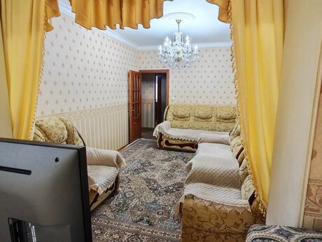 Bakıxanovda 5 otaqlı köhnə tikili mənzil satılır, 120 m², 360 000 AZN, şəkil 5 / 12