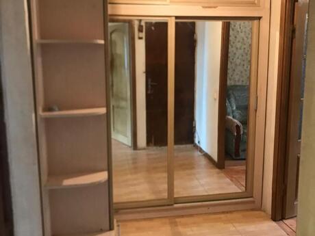 Продаётся 2-комнатная квартира в старом фонде, Nəsimi, 65 м², 185 000 AZN, фото 5 / 10