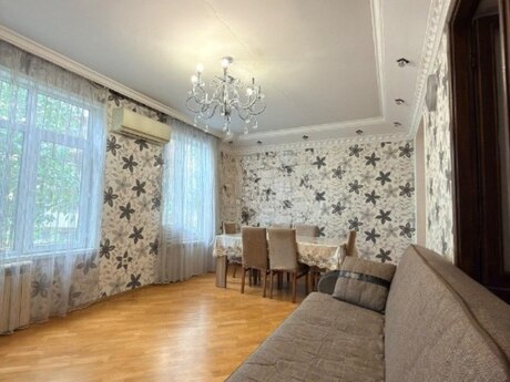 Elmlər Akademiyasında 2 otaqlı köhnə tikili mənzil kirayə verilir, 55 m², 700 AZN/ay, şəkil 3 / 8