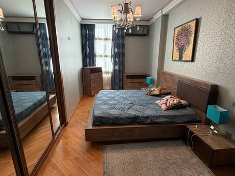 28 Mayda 2 otaqlı yeni tikili mənzil kirayə verilir, 100 m², 1 200 AZN/ay, şəkil 3 / 10