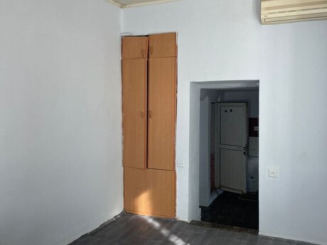 Nəriman Nərimanovda 1 otaqlı köhnə tikili mənzil kirayə verilir, 35 m², 300 AZN/ay, şəkil 4 / 12