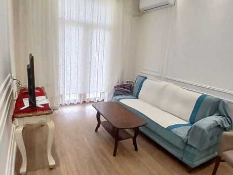 2 otaq · 60 m² · 3/5 mərtəbə, Nizami