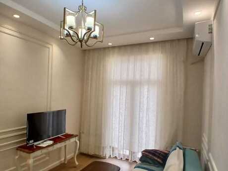 Nizamidə 2 otaqlı köhnə tikili mənzil kirayə verilir, 60 m², 800 AZN/ay, şəkil 2 / 12