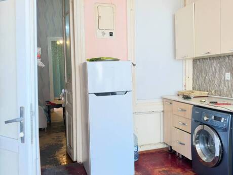 28 Mayda 2 otaqlı köhnə tikili mənzil kirayə verilir, 70 m², 500 AZN/ay, şəkil 4 / 8