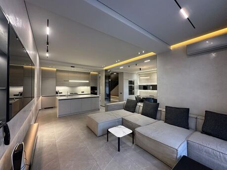 Ağ şəhərdə 4 otaqlı yeni tikili mənzil kirayə verilir, 160 m², 3 700 AZN/ay, şəkil 4 / 12