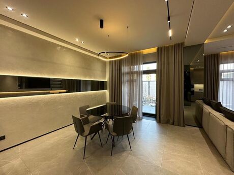 Ağ şəhərdə 4 otaqlı yeni tikili mənzil kirayə verilir, 160 m², 3 700 AZN/ay, şəkil 3 / 12