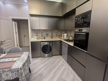 Объявление №6545186 - Баку, Насиминский  р., 4-комн., 176 м², 13/18 этаж