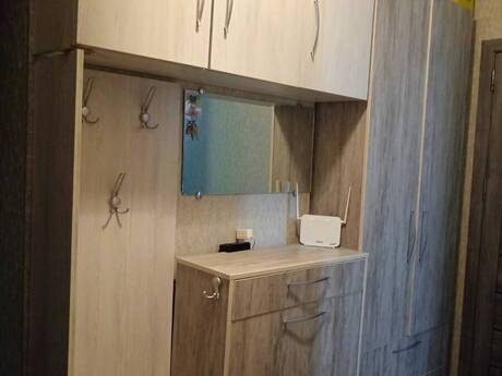 2-room old-build apartment for sale in Həzi Aslanov, 52 m², 117 000 AZN, photo 3 / 12