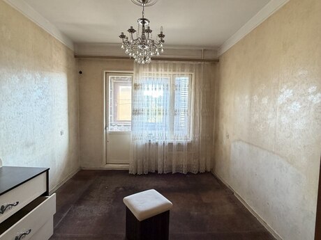 8-ci mikrorayonda 3 otaqlı köhnə tikili mənzil kirayə verilir, 90 m², 500 AZN/ay, şəkil 5 / 12
