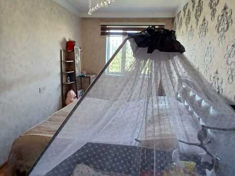 Bakıxanovda 4 otaqlı köhnə tikili mənzil kirayə verilir, 90 m², 650 AZN/ay, şəkil 3 / 11