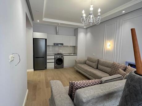 Elan №6545249 - Bakı, Bakmil m., 3 otaqlı, 80 m², 16/21 mərtəbə