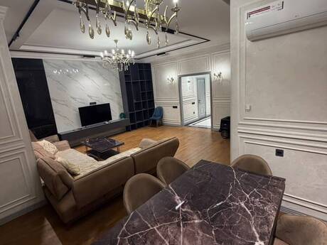 Elan №6545308 - Bakı, Nəsimi r., 3 otaqlı, 136 m², 13/17 mərtəbə