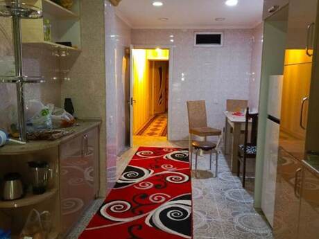 Yasamalda 3 otaqlı köhnə tikili mənzil satılır, 100 m², 265 000 AZN, şəkil 5 / 12