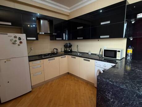 Elan №6545330 - Bakı, Nəriman Nərimanov m., 2 otaqlı, 80 m², 11/16 mərtəbə