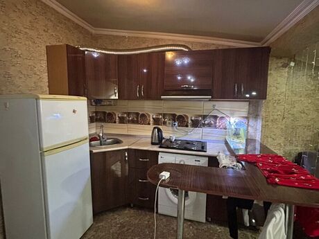 1 otaqlı mənzil, 35 m², İnşaatçılar, 399 AZN