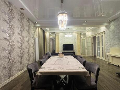 Elan №6545390 - Bakı, Nizami m., 3 otaqlı, 180 m², 8/14 mərtəbə