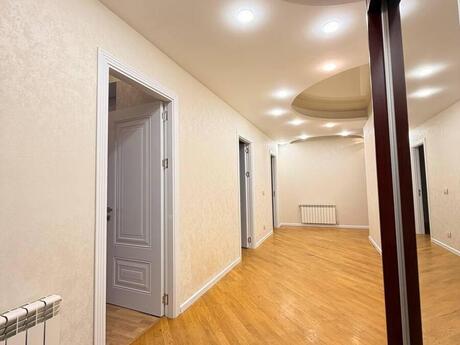Сдаётся 3-комнатная квартира в новостройке, Şah İsmayıl Xətai, 125 м², 1 300 AZN/мес, фото 2 / 12