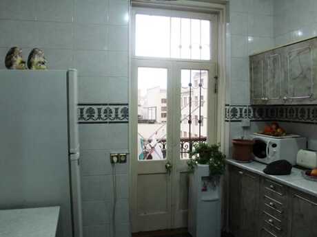 Sahildə 2 otaqlı köhnə tikili mənzil kirayə verilir, 60 m², 999 AZN/ay, şəkil 5 / 11