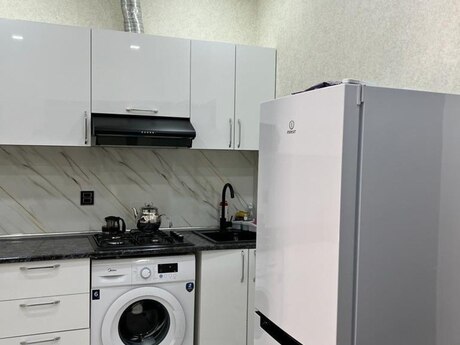 28 Mayda 3 otaqlı yeni tikili mənzil kirayə verilir, 70 m², 850 AZN/ay, şəkil 5 / 12