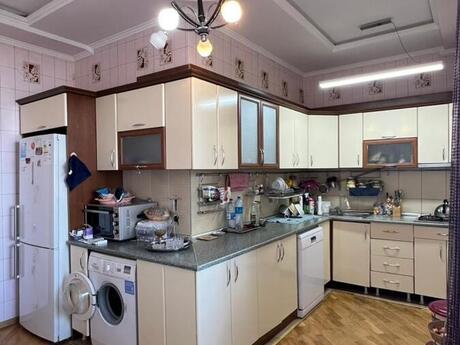 3-room new-build apartment for sale in Elmlər Akademiyası, 177 m², 480 000 AZN, photo 5 / 12