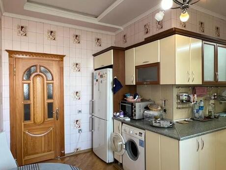 3-room new-build apartment for sale in Elmlər Akademiyası, 177 m², 480 000 AZN, photo 3 / 12