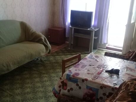 2-room old-build apartment for rent in Müşfiqabad, 60 m², 250 AZN/mo, photo 4 / 11