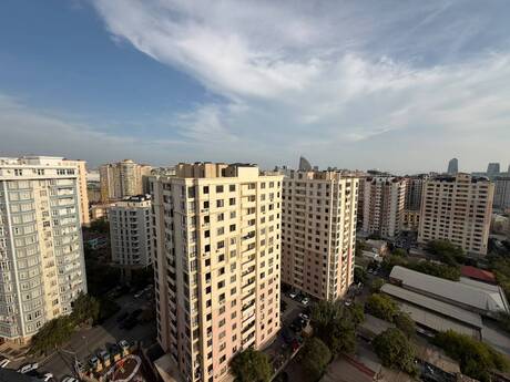 3-room new-build apartment for sale in Gənclik, 134 m², 470 000 AZN, photo 3 / 12