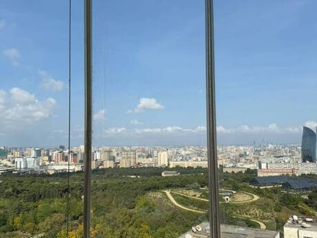 Badamdarda 3 otaqlı yeni tikili mənzil satılır, 145 m², 410 000 AZN, şəkil 2 / 12