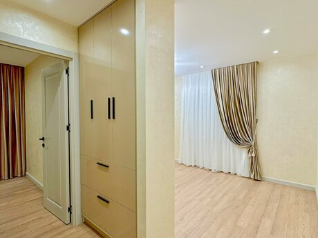 Neftçilərdə 2 otaqlı köhnə tikili mənzil satılır, 40 m², 138 000 AZN, şəkil 2 / 11
