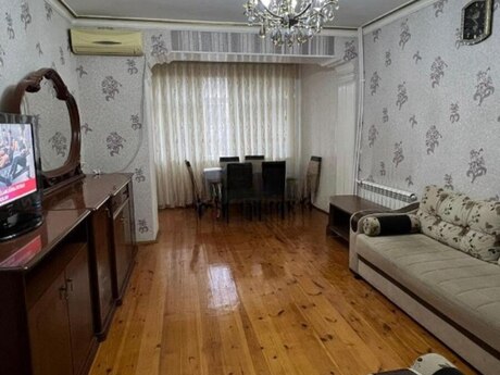 Объявление №6545574 - Баку, пос. Бакиханова, 3-комн., 70 м², 2/7 этаж