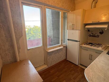 Əhmədlidə 1 otaqlı köhnə tikili mənzil kirayə verilir, 45 m², 500 AZN/ay, şəkil 4 / 6