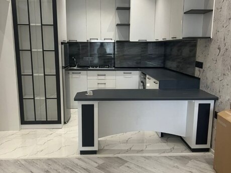 1 otaq · 48 m² · 2/18 mərtəbə, Memar Əcəmi
