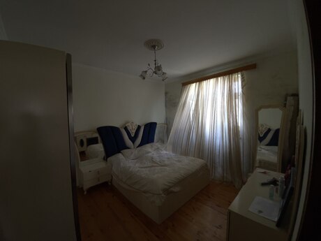 8 otaq · 216 m², Əhmədli