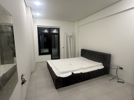 Şah İsmayıl Xətaidə 3 otaqlı yeni tikili mənzil kirayə verilir, 135 m², 2 000 AZN/ay, şəkil 3 / 12