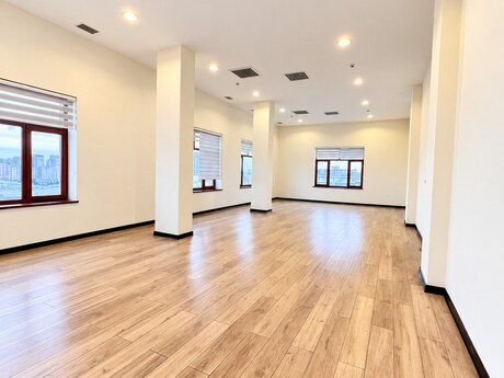 Elan №6545724 - Bakı, Gənclik m., 1 otaqlı, 80 m²