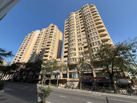 Elan №6545723 - Bakı, Nizami m., 3 otaqlı, 125 m², 17/20 mərtəbə