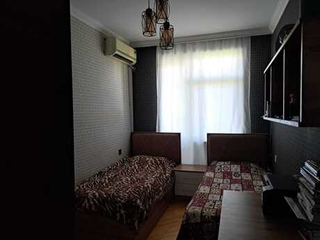 Əhmədlidə 3 otaqlı köhnə tikili mənzil satılır, 65 m², 200 000 AZN, şəkil 4 / 12