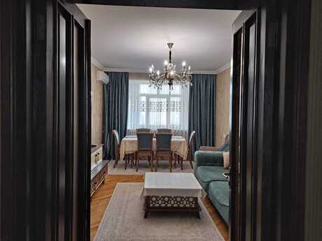 Əhmədlidə 3 otaqlı köhnə tikili mənzil satılır, 65 m², 200 000 AZN, şəkil 3 / 12