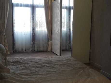 Сдаётся 3-комнатная квартира в новостройке, ЖК İzmir Residence, 180 м², 2 300 AZN/мес, фото 3 / 11