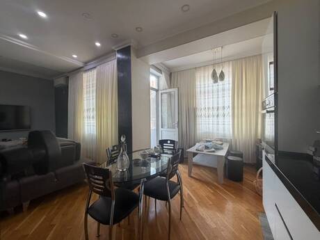 2 otaq · 86 m²