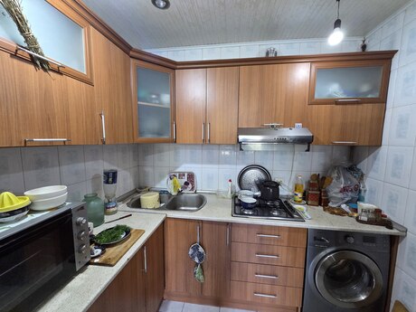 Azadlıq Prospektidə 2 otaqlı köhnə tikili mənzil satılır, 75 m², 170 000 AZN, şəkil 5 / 12