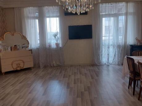 İnşaatçılarda 3 otaqlı yeni tikili mənzil satılır, 150 m², 350 000 AZN, şəkil 2 / 12